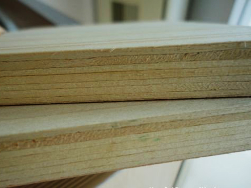 木板的生產特點